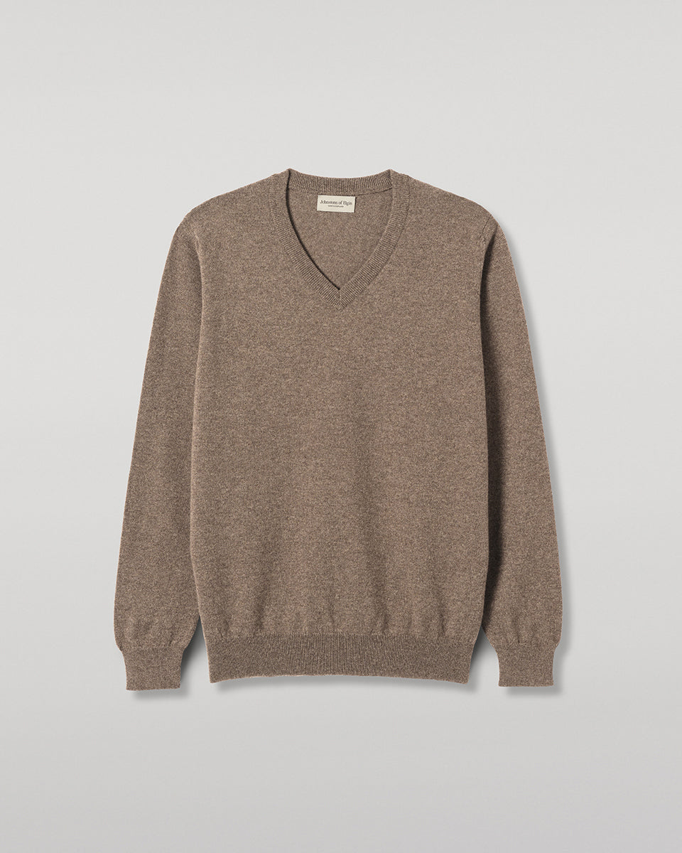 JOHNSTONS OF ELGIN REUBEN VEE NECK CASHMERE VEE NECK SWEATER - 2 PLY BROWN 100% CASHMERE KAP05960HB7128