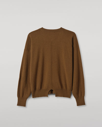 JOHNSTONS OF ELGIN JESSIE CREW SWEATER CASHMERE ROUND NECK SWEATER WITH EXPOSED SEAM DETAIL & CENTRE BACK SPLIT - 2 PLY GREEN 100% CASHMERE KAP05973Q26369