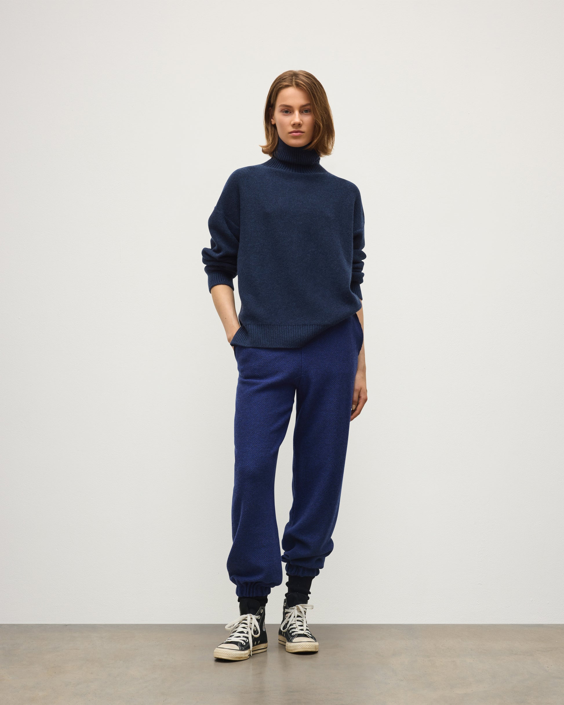 JOHNSTONS OF ELGIN REEL PANTS CASHMERE TWILL STITCH PANTS WITH SIDE POCKETS - 2 PLY GREY & BLUE 100% CASHMERE KAP05994Q26339
