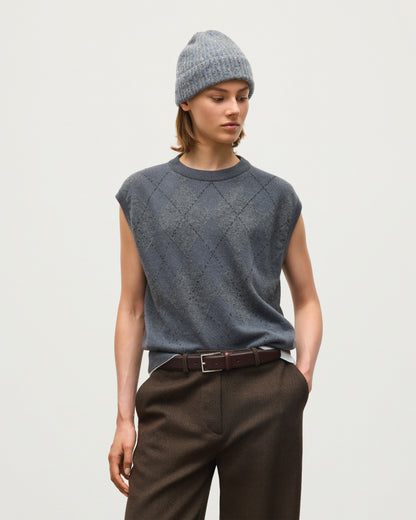 JOHNSTONS OF ELGIN CLAN SLEEVELESS CREW CASHMERE ARGYLE INTARSIA ROUND NECK TANK - 2 PLY GREY 100% CASHMERE KAP06027JU1653