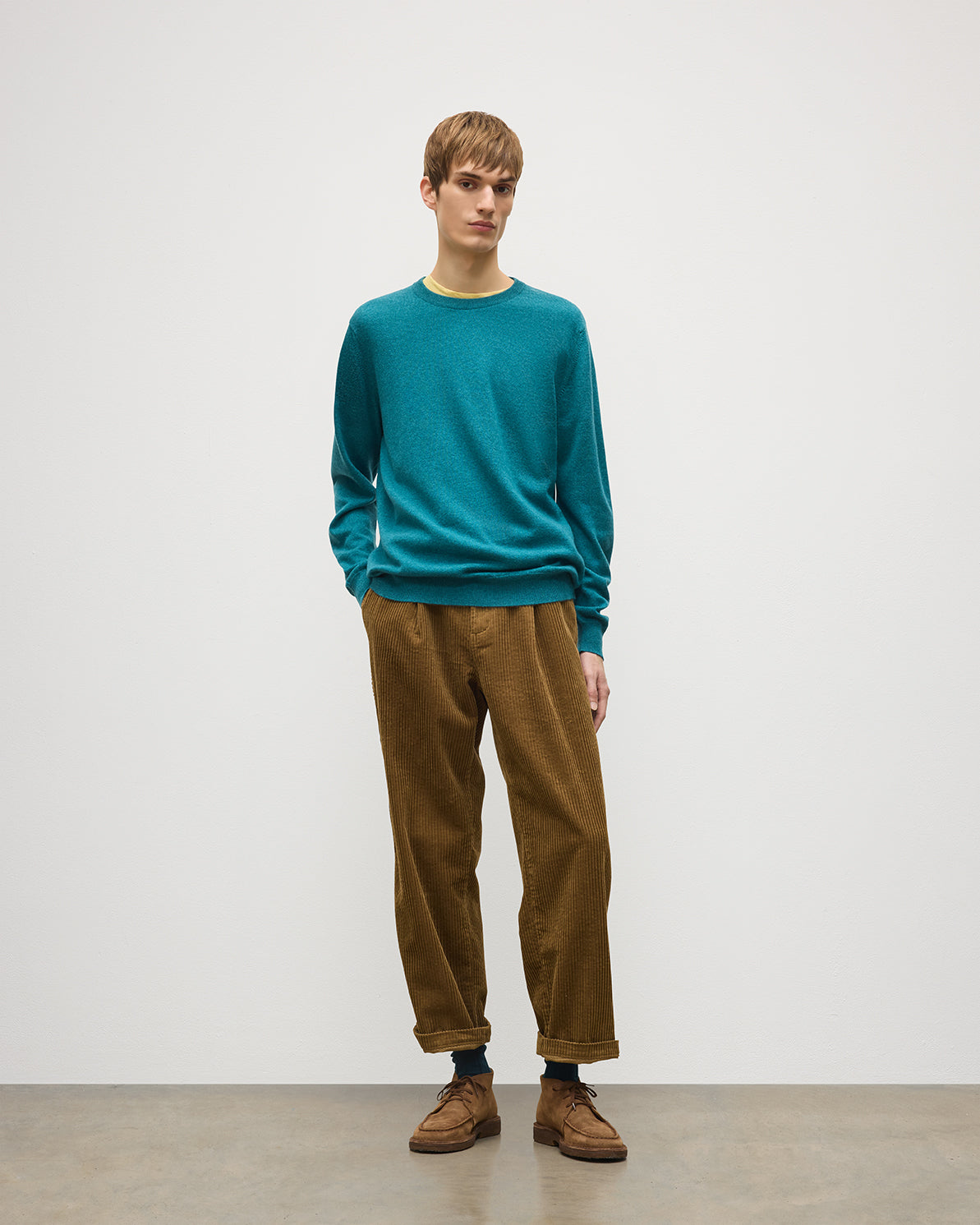 JOHNSTONS OF ELGIN REUBEN CREW CASHMERE CREW NECK SWEATER - 2 PLY GREEN 100% CASHMERE KAP06051HC4327
