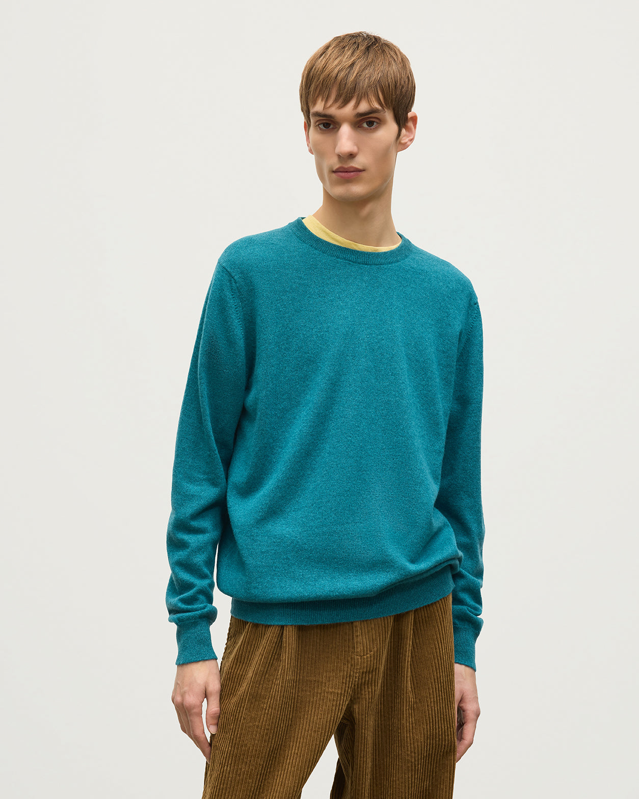 JOHNSTONS OF ELGIN REUBEN CREW CASHMERE CREW NECK SWEATER - 2 PLY GREEN 100% CASHMERE KAP06051HC4327