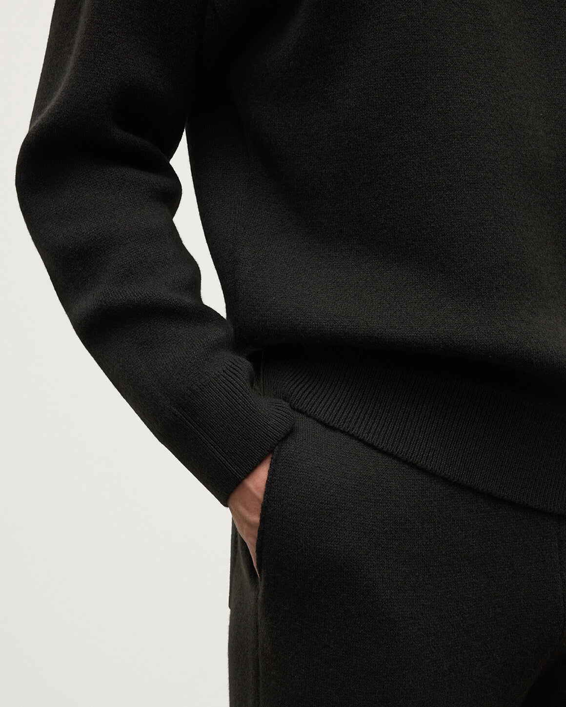 Johnstons of Elgin AW25 Men's Knitwear Black & Mid Grey Double Faced Grey Tapered Joggers KBA01024Q25323