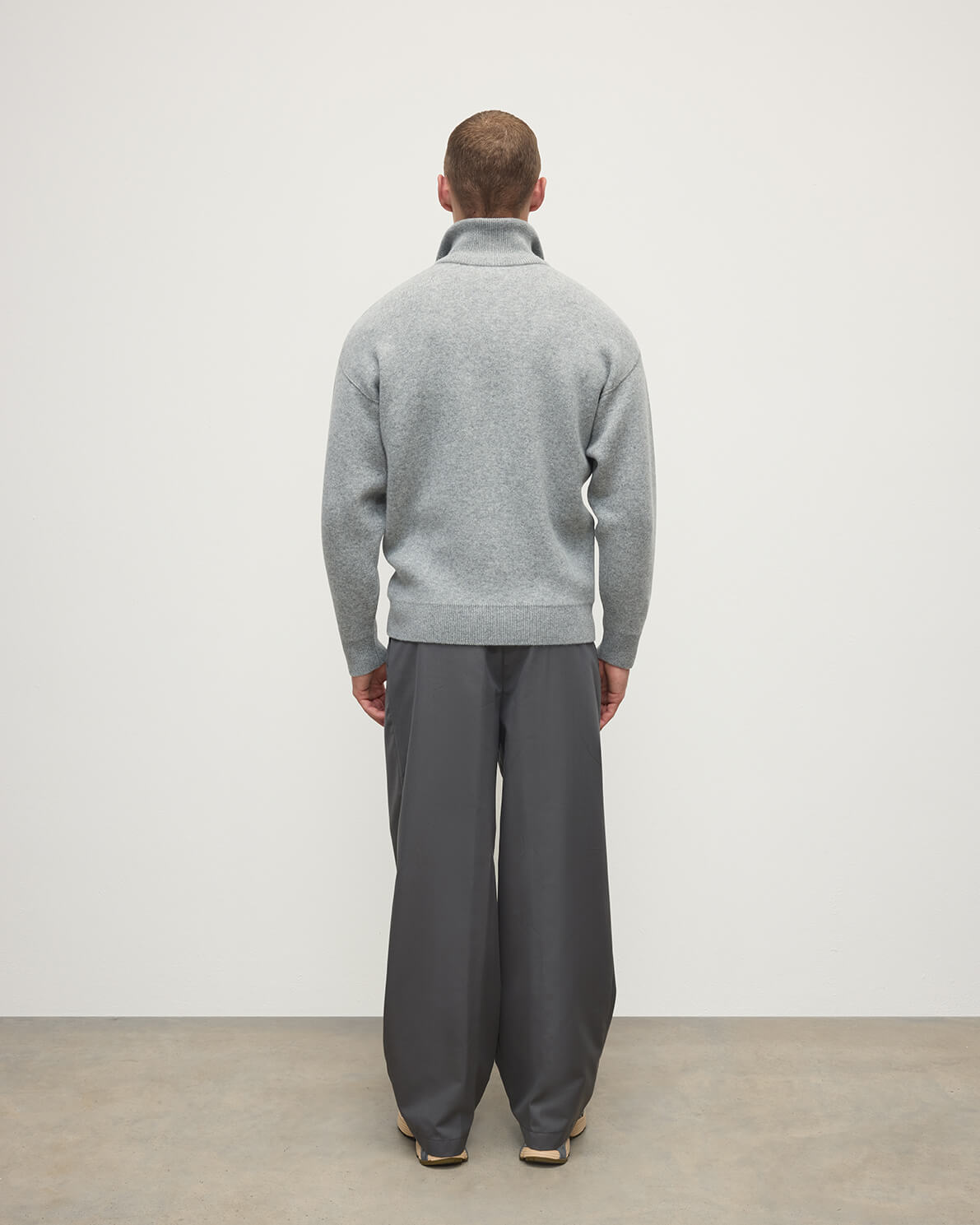 Johnstons of Elgin AW25 Men's Knitwear Light Grey & White Double Face Cashmere Grey Half Zip Jumper KBA01023Q25324