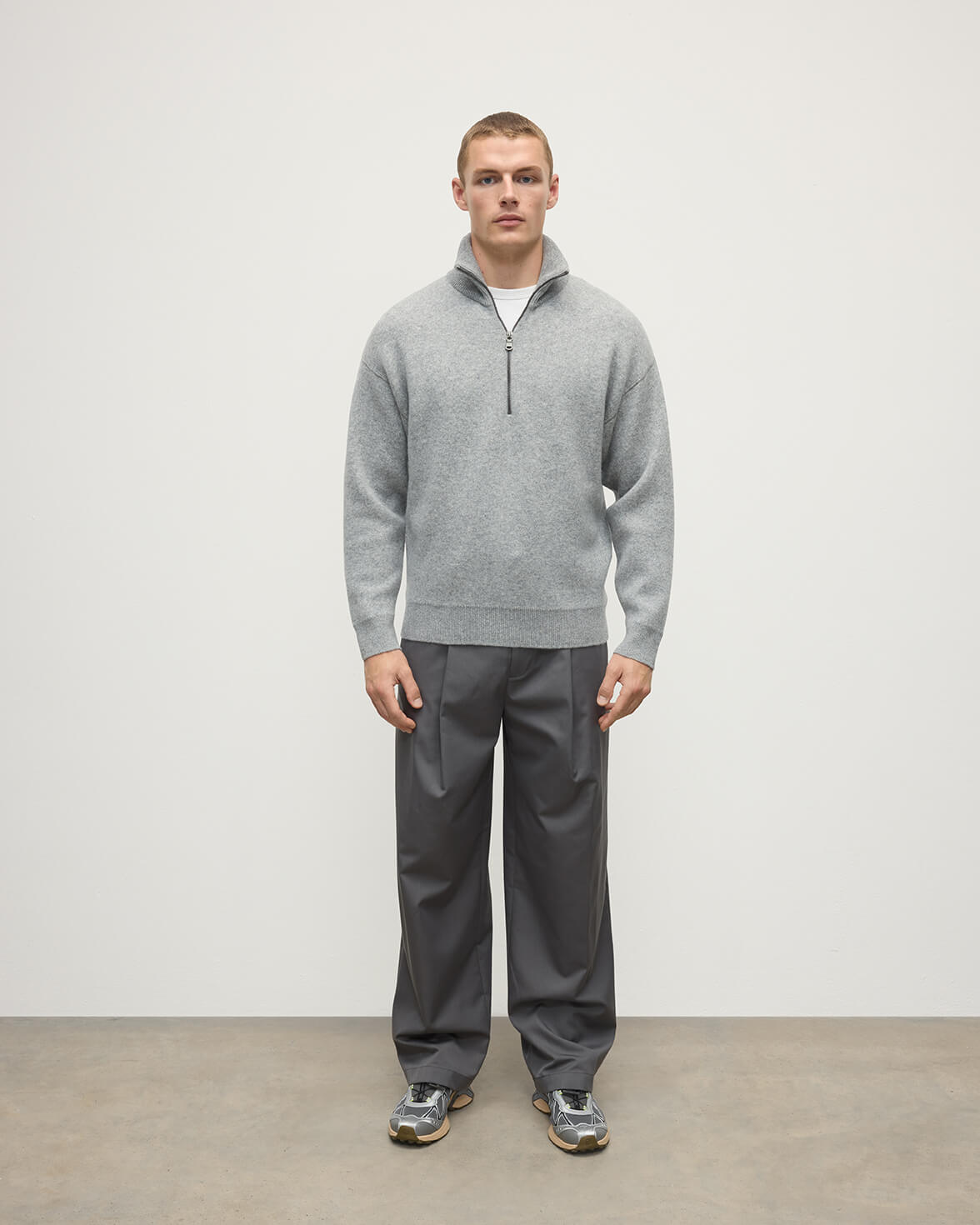 Johnstons of Elgin AW25 Men's Knitwear Light Grey & White Double Face Cashmere Grey Half Zip Jumper KBA01023Q25324
