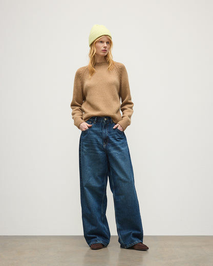 JOHNSTONS OF ELGIN BAY CREW SWEATER MARBLED CASHMERE RAGLAN ROUND NECK SWEATER CAMEL 78% CASHMERE, 22% COTTON WORN WITH LOVAT CASHMERE BEANIE IN CITRON YELLOW KBB01068SB4708