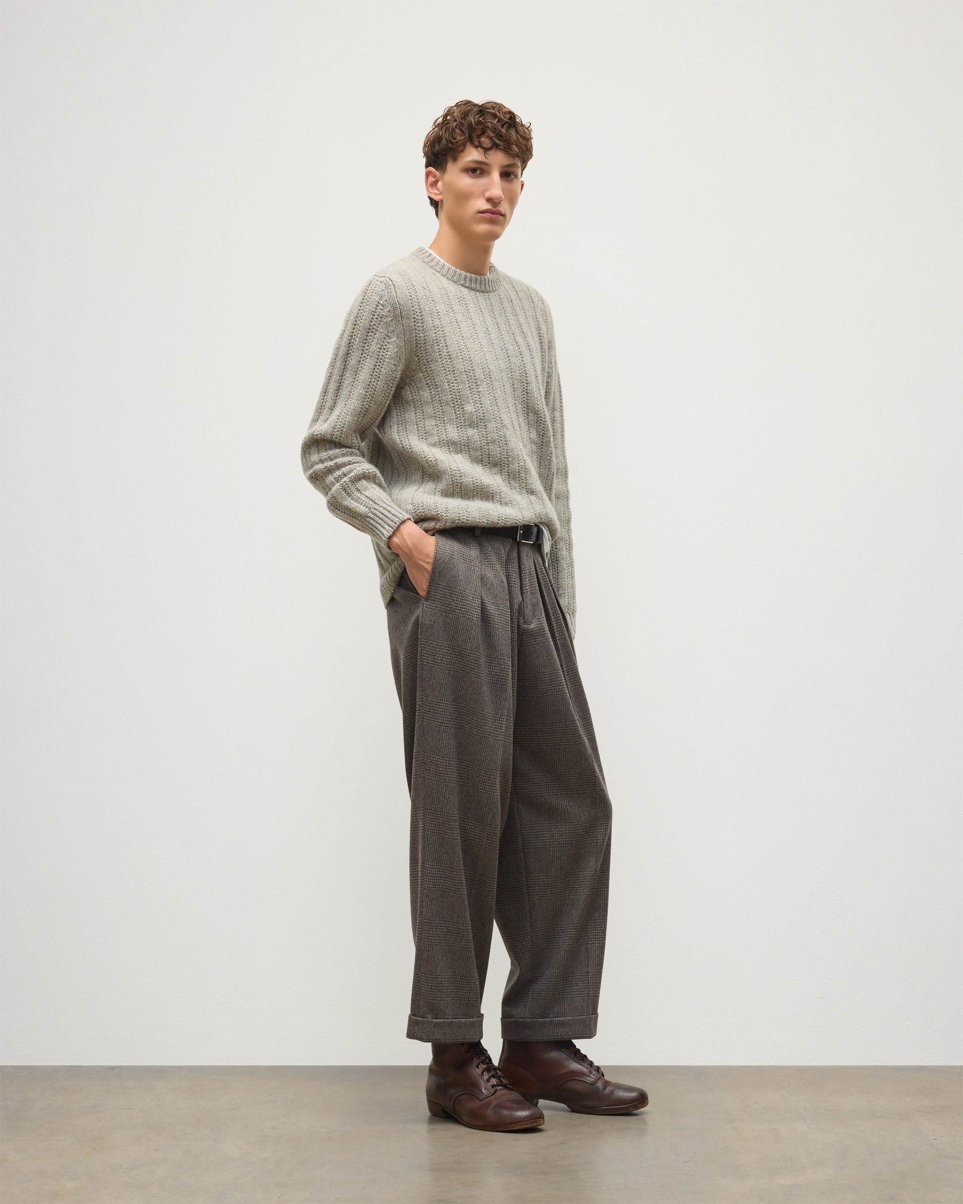 JOHNSTONS OF ELGIN DONACHIE CREW SWEATER MARBLED CASHMERE TEXTURED RIBBED CREW NECK SWEATER GREY 78% CASHMERE, 22% COTTON KBB01109HA4273