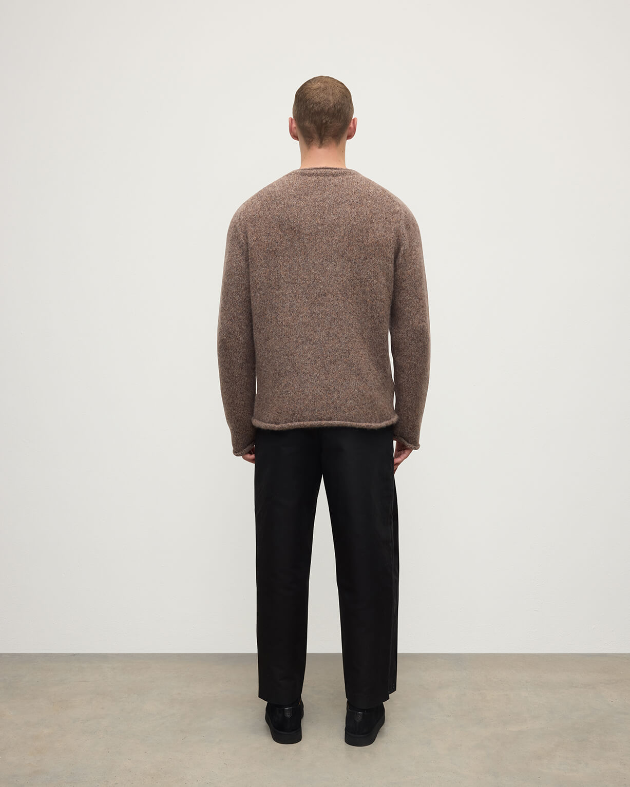 Johnstons of Elgin AW25 Men's Knitwear Molasses Mix Brushed Cashmere Silk Brown Jumper KBC01025HB4415