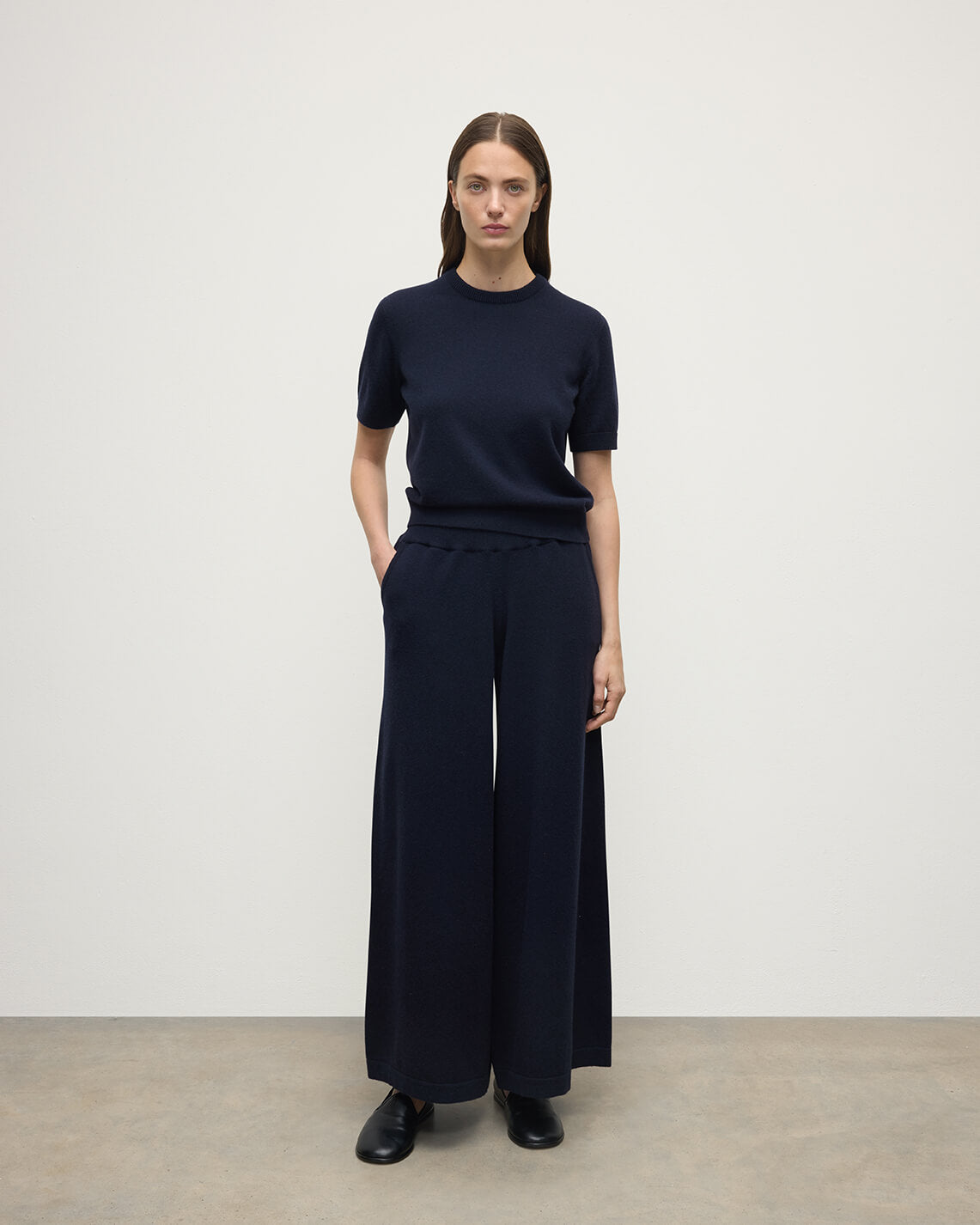 Johnstons of Elgin AW25 Women's Knitwear Dark Navy Slouchy Cashmere Trousers KBP00957SD7286