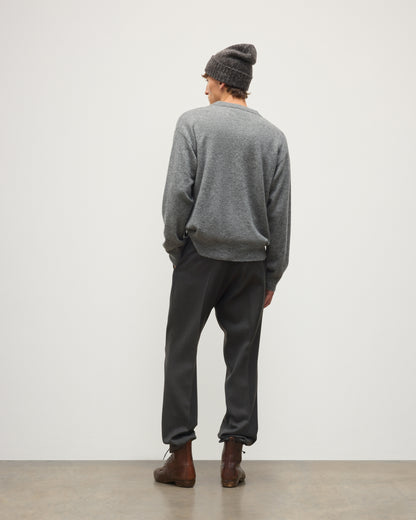 JOHNSTONS OF ELGIN PAXTON CREW SWEATER BRUSHED CASHMERE SILK CREW NECK SWEATER GREY 74% CASHMERE, 26% SILK KBP01082HA0429