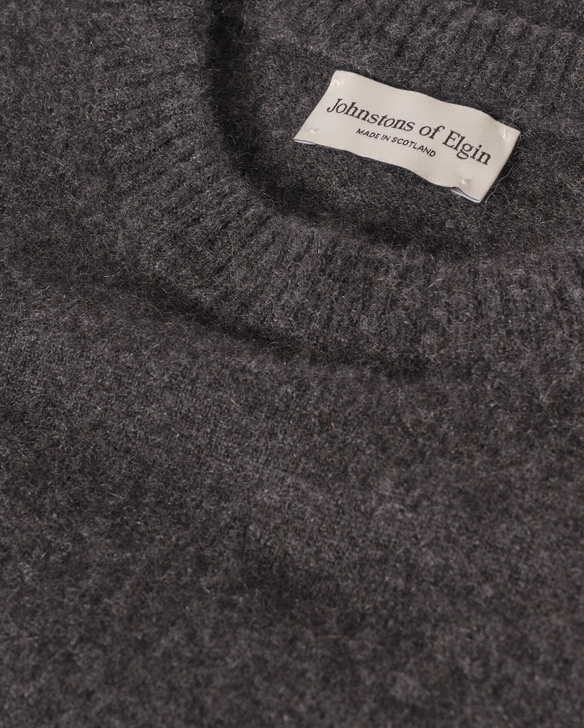 JOHNSTONS OF ELGIN PAXTON CREW SWEATER BRUSHED CASHMERE SILK CREW NECK SWEATER DARK GREY 74% CASHMERE, 26% SILK KBP01082HA7232