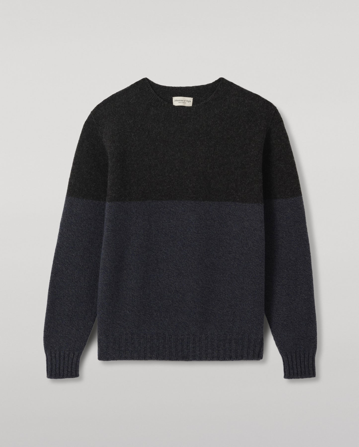 JOHNSTONS OF ELGIN OGILVIE CREW SWEATER LAMBSWOOL COLOURBLOCK CREW NECK SWEATER DARK GREY 100% LAMBSWOOL KDI00816Q26348