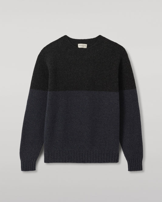 JOHNSTONS OF ELGIN OGILVIE CREW SWEATER LAMBSWOOL COLOURBLOCK CREW NECK SWEATER DARK GREY 100% LAMBSWOOL KDI00816Q26348