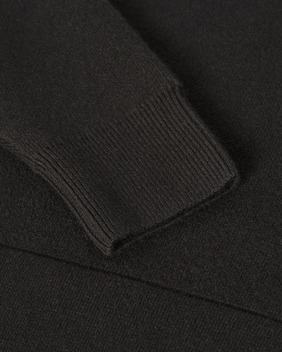 Johnstons of Elgin AW25 Women's Knitwear Iron & Black Double-Face Black Cashmere Hoodie close up  KBA01034Q25336