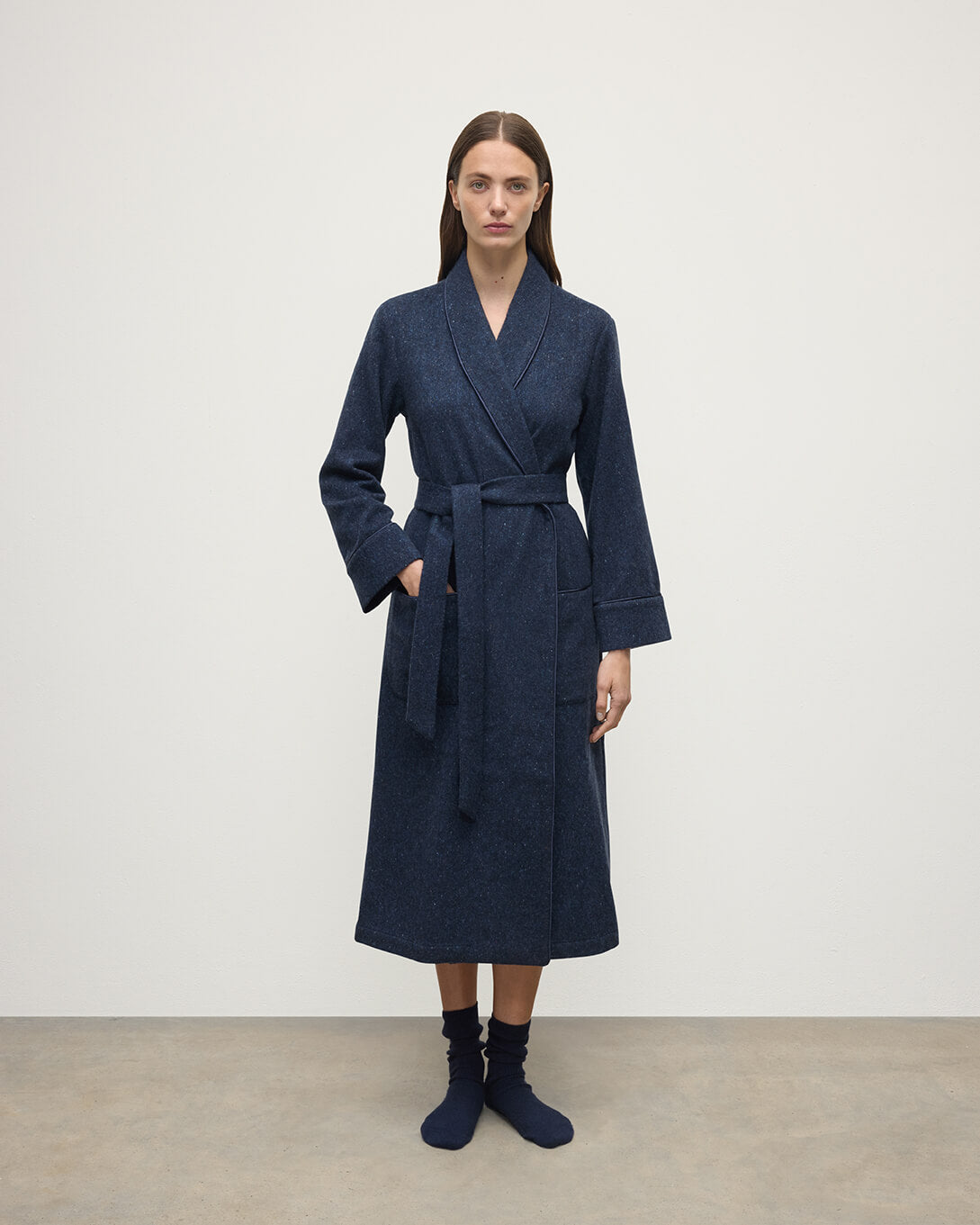 Johnstons of Elgin Women's Loungewear Navy Donegal Donegal Cashmere Dressing Gown TA000529RU7383