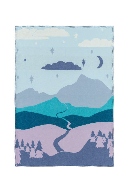 Johnstons of Elgin 2024 Children's Blanket Collection Mountainside Mountainside' Blanket Stitched Children's Throw TB000582RU7441ONE