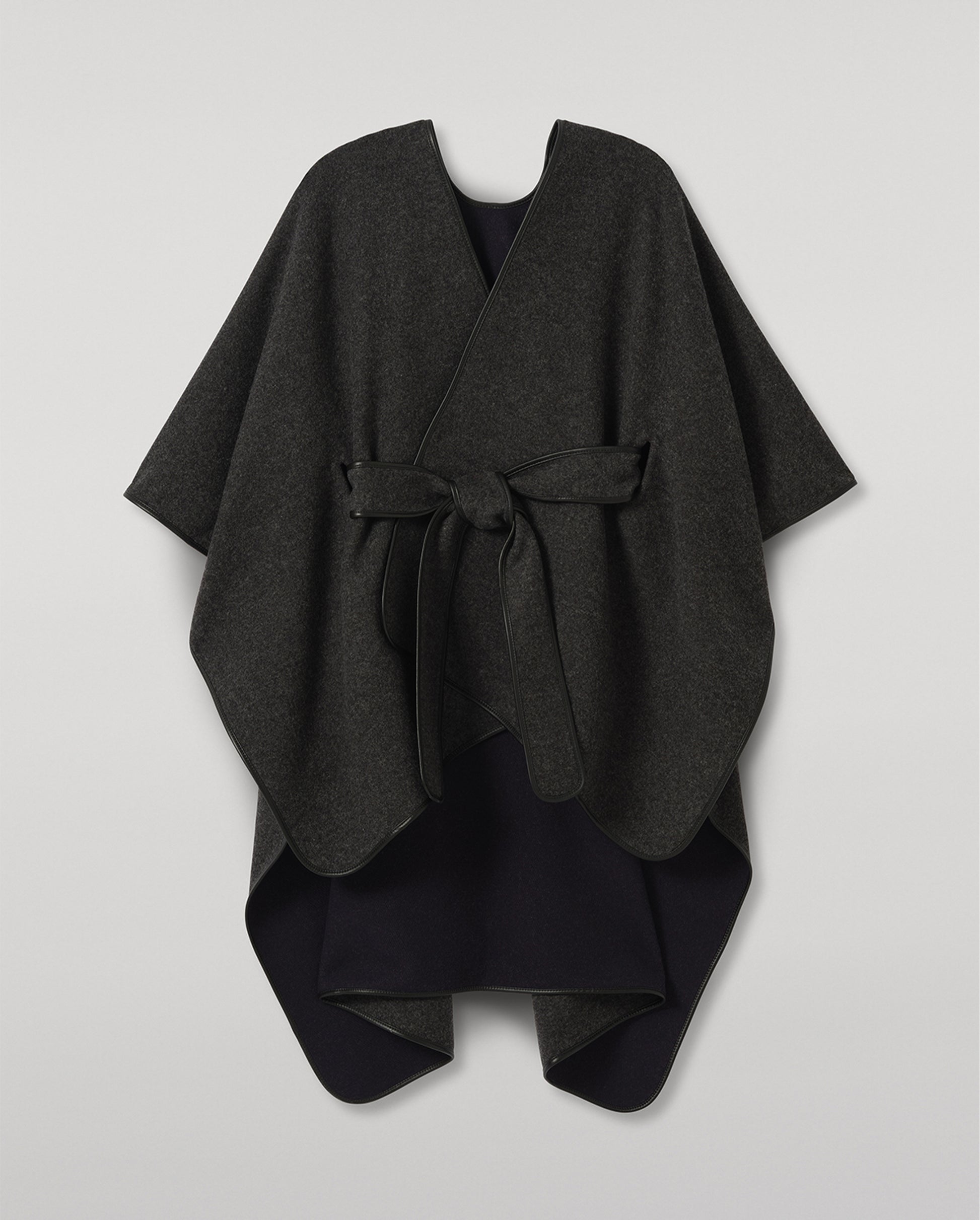 JOHNSTONS OF ELGIN WOMENS BELTED CAPE WITH LEATHER BINDING CHARCOAL & NAVY 90% WOOL, 10% CASHMERE TB000696RU7825ONE