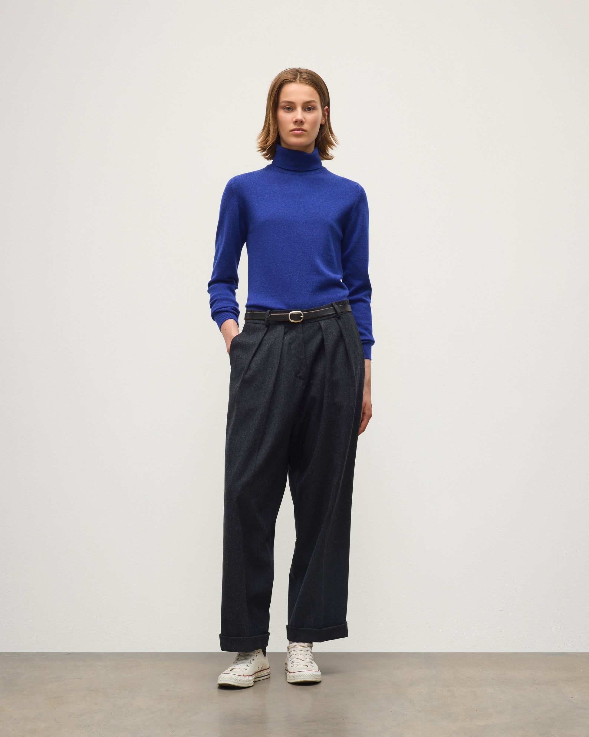 JOHNSTONS OF ELGIN WOMENS MACARA WOOL CM PLEATED TROUSERS 90% WOOL, 10% CASHMERE TB000858RU7882