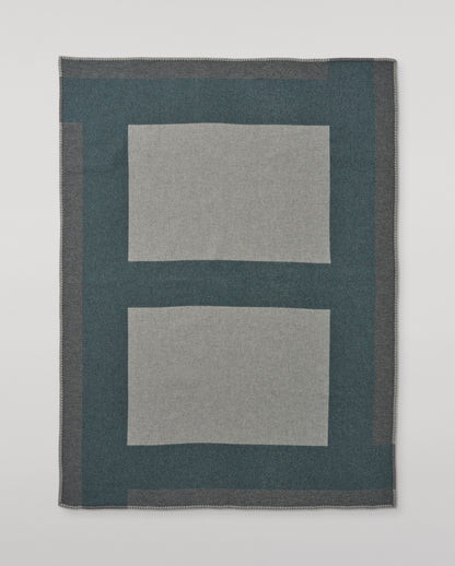Johnstons of Elgin Geometric Throw in 66% Wool 34% Cashmere in Earth Mineral, Green & Grey, TB000847RU7765ONE