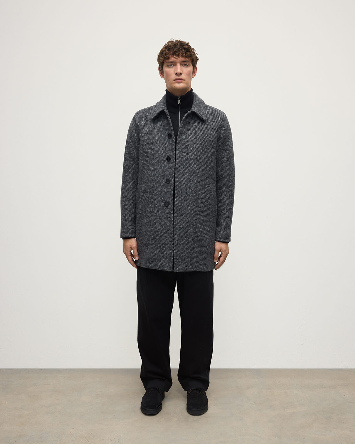 model wearing Johnstons of Elgin AW25 Men's Tailoring Grey Modern Twill Wool Grey Car Coat Front TD000473RU7679