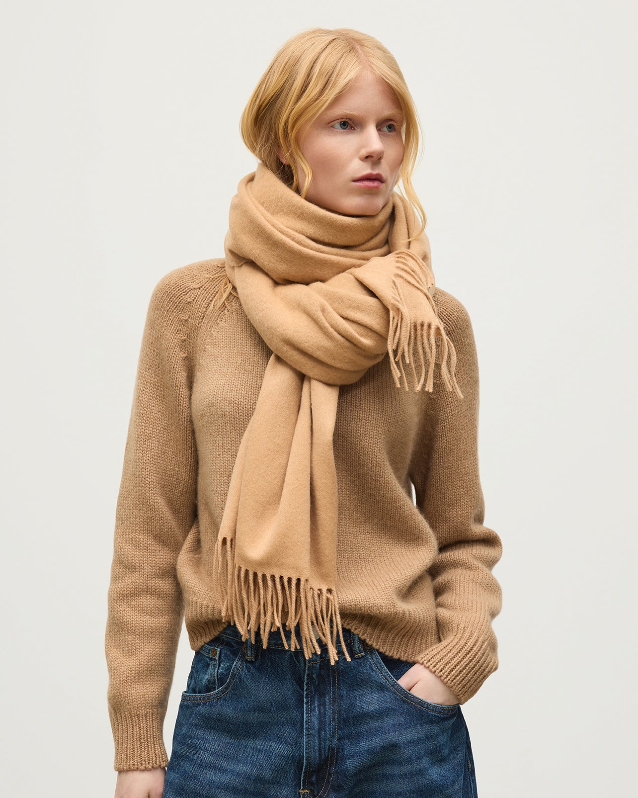 Johnstons of Elgin Woven Cashmere Stole in Camel WA000056HB4315ONE