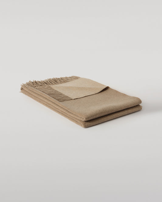 Johnstons of Elgin Interiors Collection Otter & Oatmeal Reversible Cashmere Bed Throw on a white background  WA001374RU7621ONE