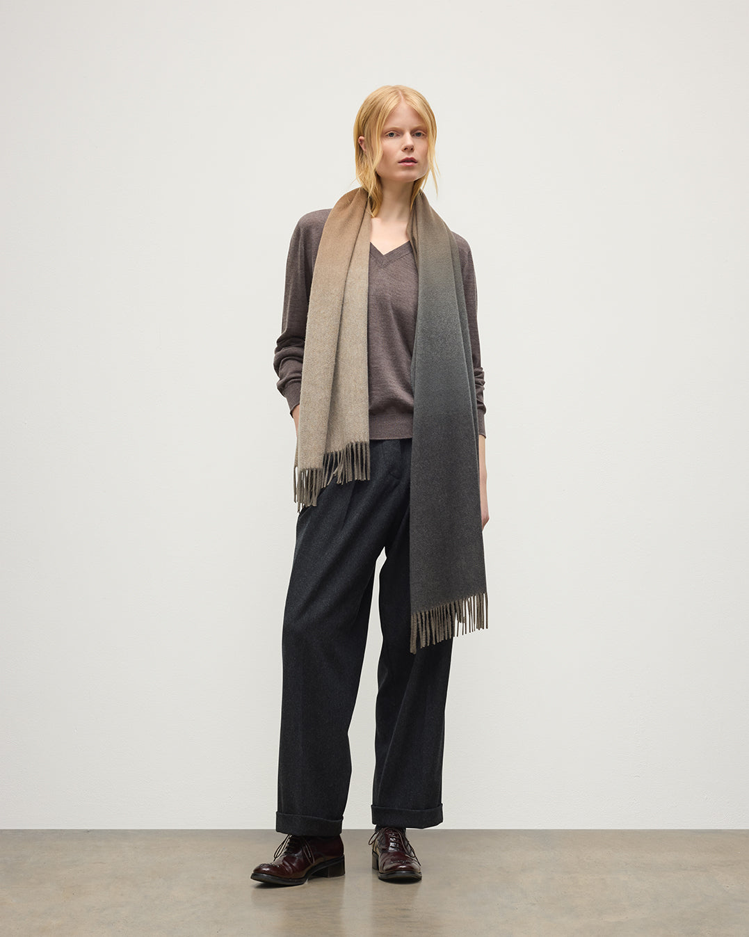 JOHNSTONS OF ELGIN CASHMERE UMBRA STOLE 100% CASHMERE WA002635RU7769ONE