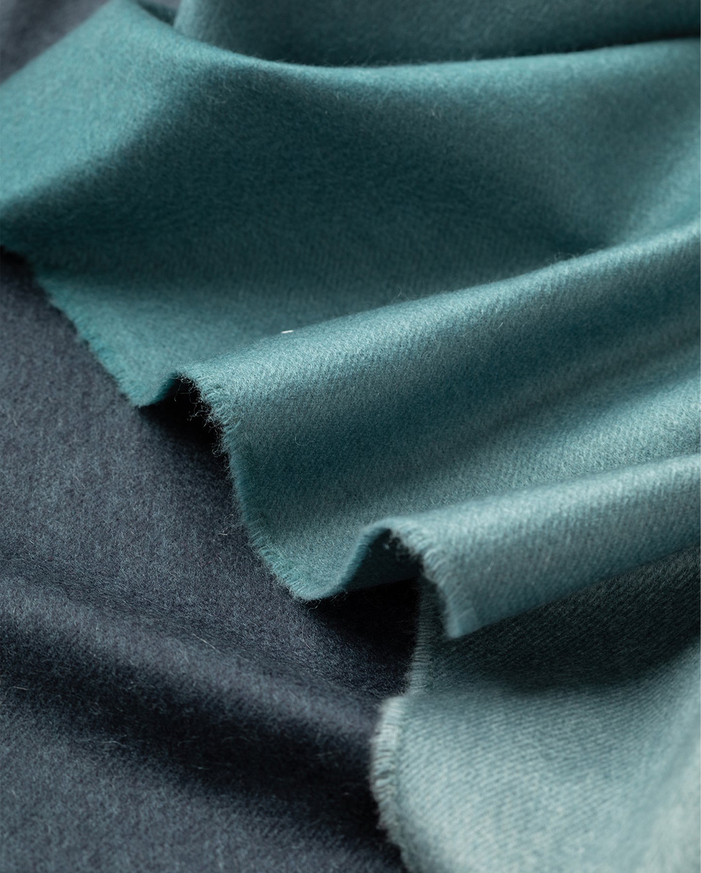 JOHNSTONS OF ELGIN CASHMERE UMBRA SCARF BLUE 100% CASHMERE WA002634RU7767ONE