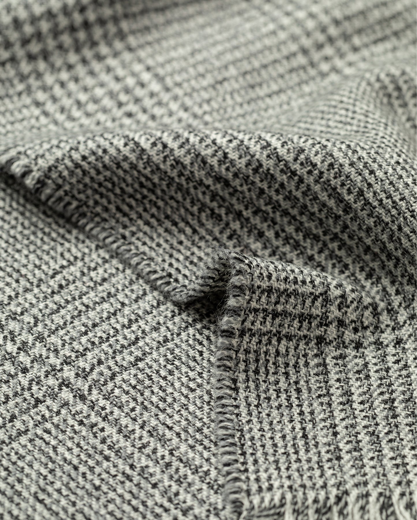 JOHNSTONS OF ELGIN TWEED SCARF GREY 53% WOOL 47% CASHMERE WB002946RU7811ONE