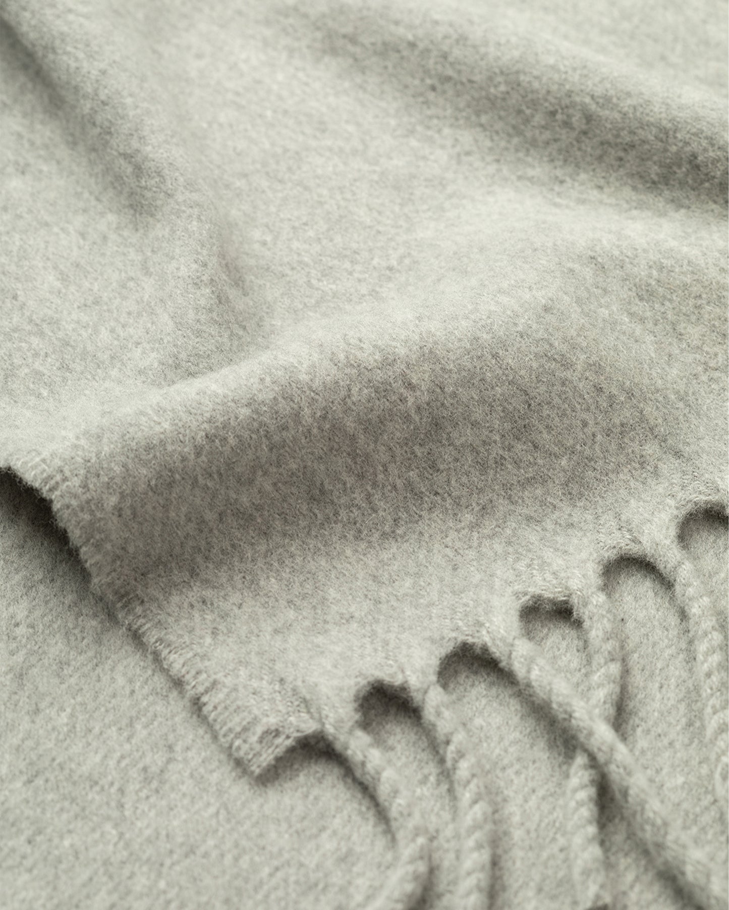 JOHNSTONS OF ELGIN MACH SCARF LIGHT GREY 100% WOOL WD002011HA0200ONE