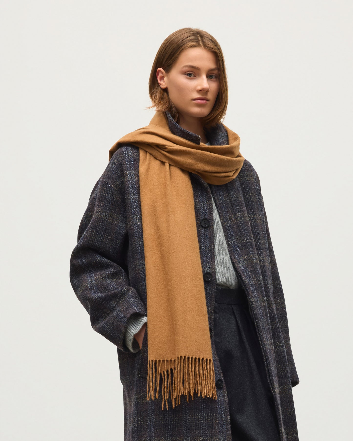 Johnstons of Elgin Vicuna  Pure Vicuña Stole WR000024SB3022N/A