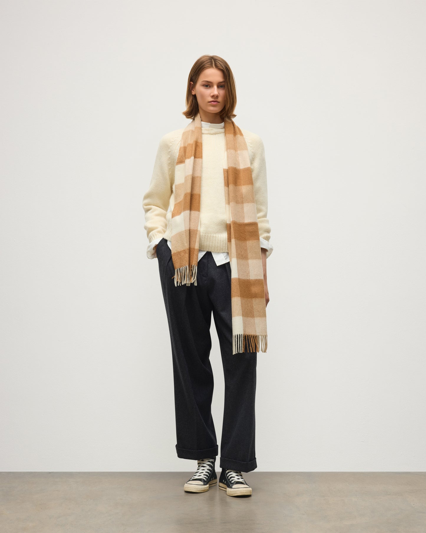Johnstons of Elgin Vicuna  Block Check Cashmere & Vicuña Scarf WV000015RU5642N/A